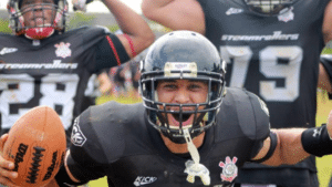 Times de Futebol com equipes no Futebol Americano