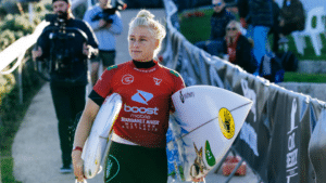 “As meninas sofrem muito”, Tatiana Weston-Webb comenta sobre preconceito no Surf