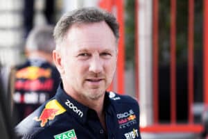 “Nosso piloto número um é o que está na frente na pista”, disse Horner