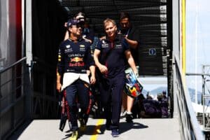 Pérez lamenta fim de semana “inaceitável” em Mônaco