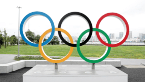 Países se juntam em reunião para proibir atletas russos nas Olímpiadas de Paris 2024