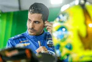 Piloto da Stock Car, Julio Campos revela ser faixa preta em outro esporte