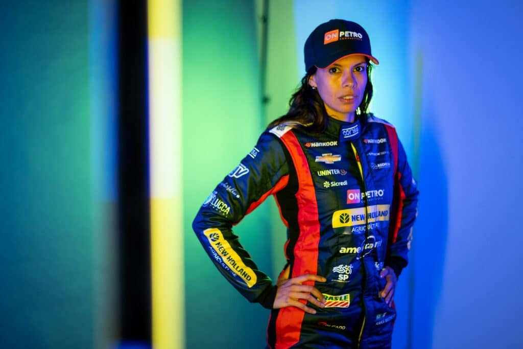 [ENTREVISTA] Exclusiva com Kaká Magno: pilota da Stock Series fala sobre carreira e lugar da mulher no automobilismo