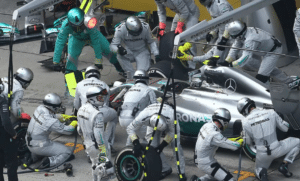 Chefe de equipe da Fórmula 1 vira professor em Havard; descubra quem