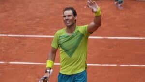 Jornais ‘sofrem’ por antecedência e lamentam ausência de lenda em Roland Garros