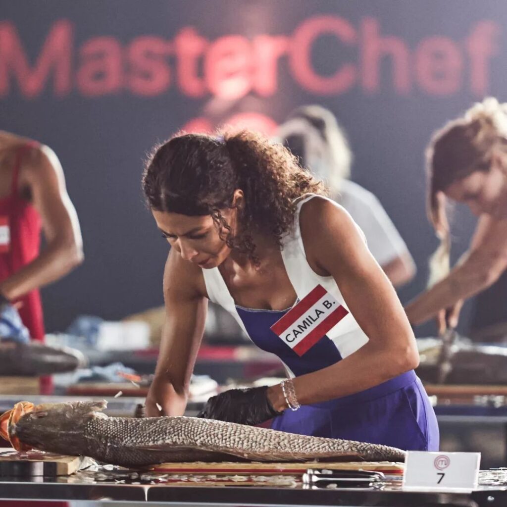 Conheça Camila Barreto, a fisiculturista do MasterChef 10