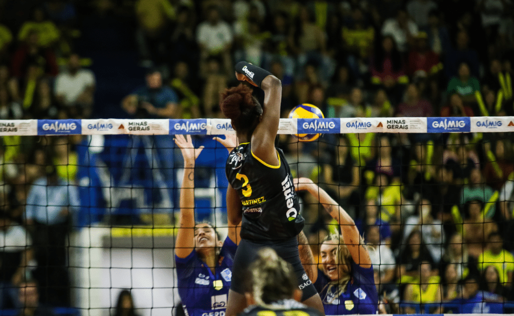 Carrasco! Dentil/Praia Clube vence Gerdau Minas na final do Sul-Americano Feminino de Clubes 2023