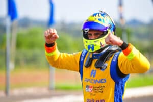 Pole position em Tarumã, Thiago Camilo revela estratégia para vencer a corrida