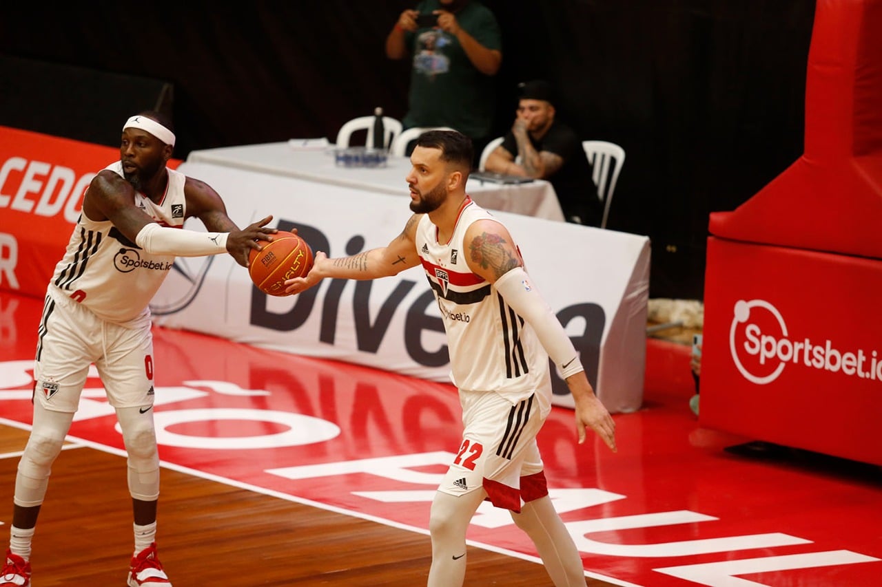 Entrevista exclusiva com Ralfi Ansalani, jogador de basquete do São Paulo