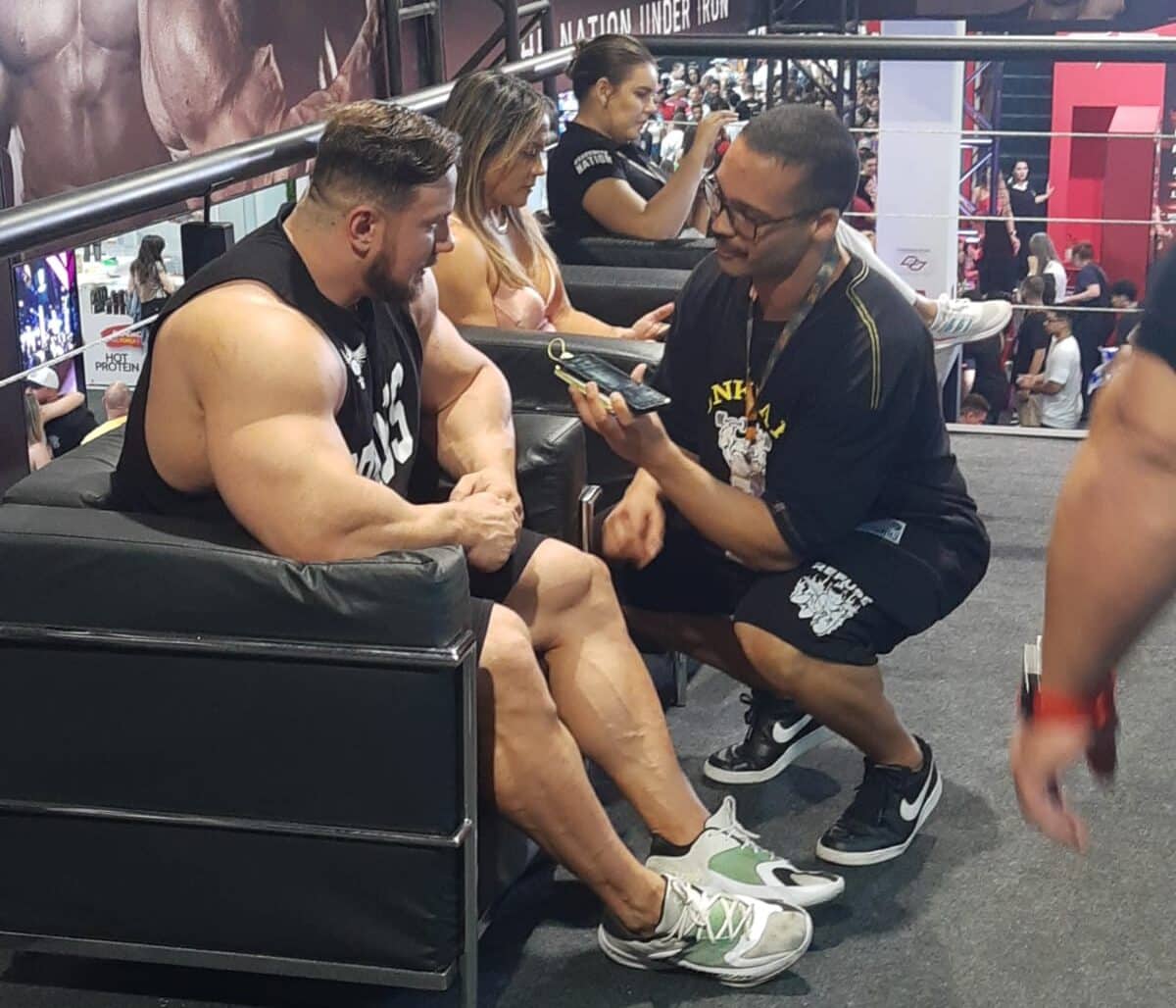 Christian Figueiredo afirma "a gente tá planejando subir no..." [Entrevista] 