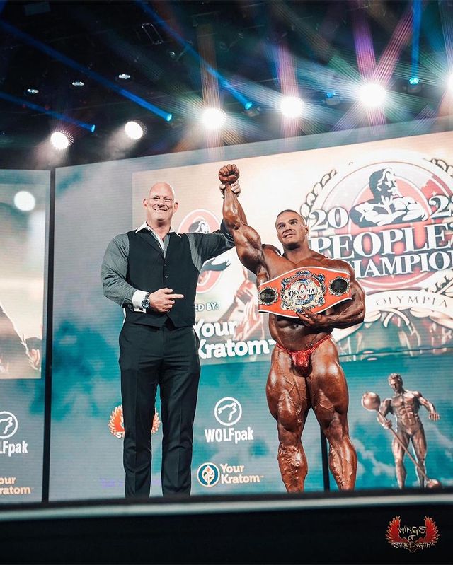 Nick Walker crava top 5 Olympia 2023 e surpreende: “As costas dele são uma merda”