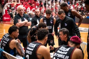 Helinho celebra vitória fora de casa e revela estratégia para o jogo 3 das finais do NBB