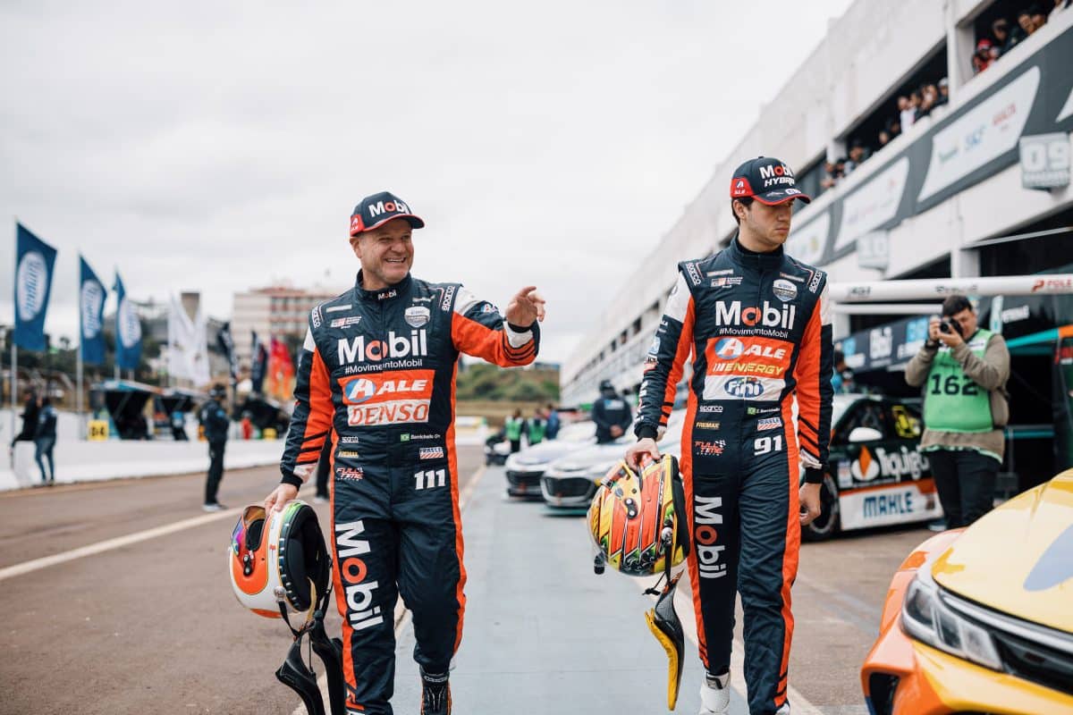 “Dudu está mais competitivo do que eu”, Barrichello rasga elogios ao filho