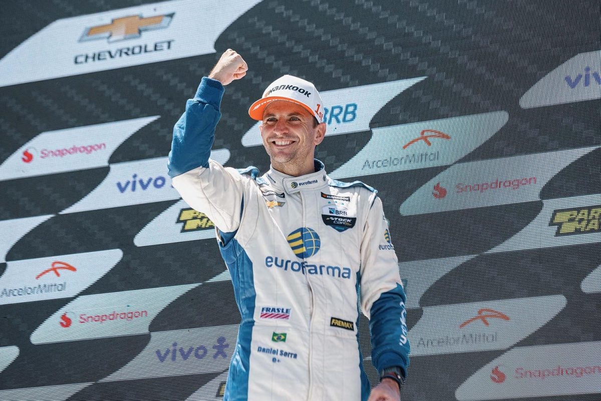 Daniel Serra entra em clube seleto da Stock Car e afirma: “É estranho olhar para…”
