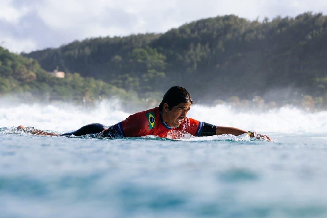 Miguel Pupo aconselha Gabriel Medina para título no Rio: “Tem que se esconder mais”