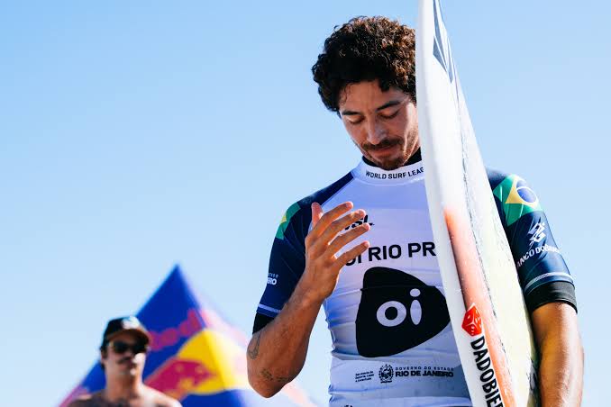Yago Dora derrota Jadson André e é o único brasileiro disputando o Vivo Rio Pro