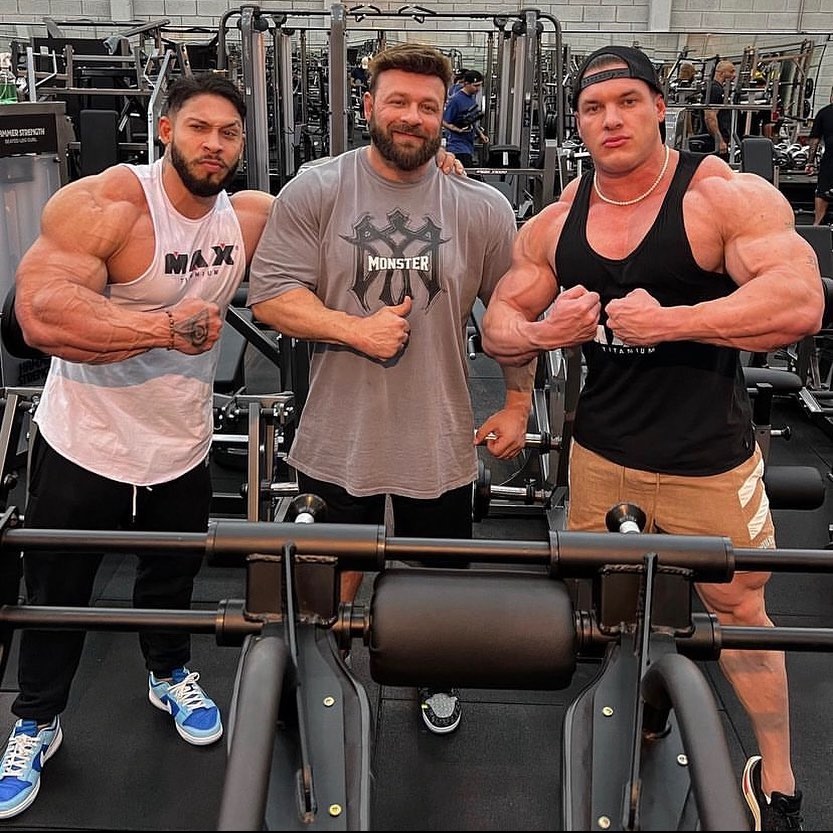 Caike Pro comenta físico de astro do fisiculturismo: “Pura ilusão”