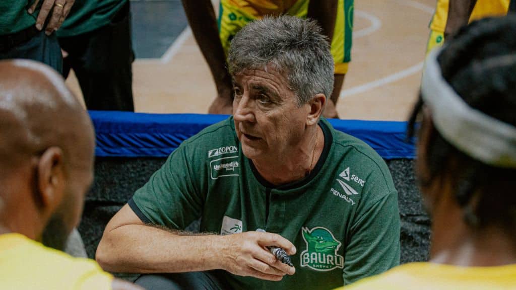 Bauru Basket renova com peça importante por mais uma temporada