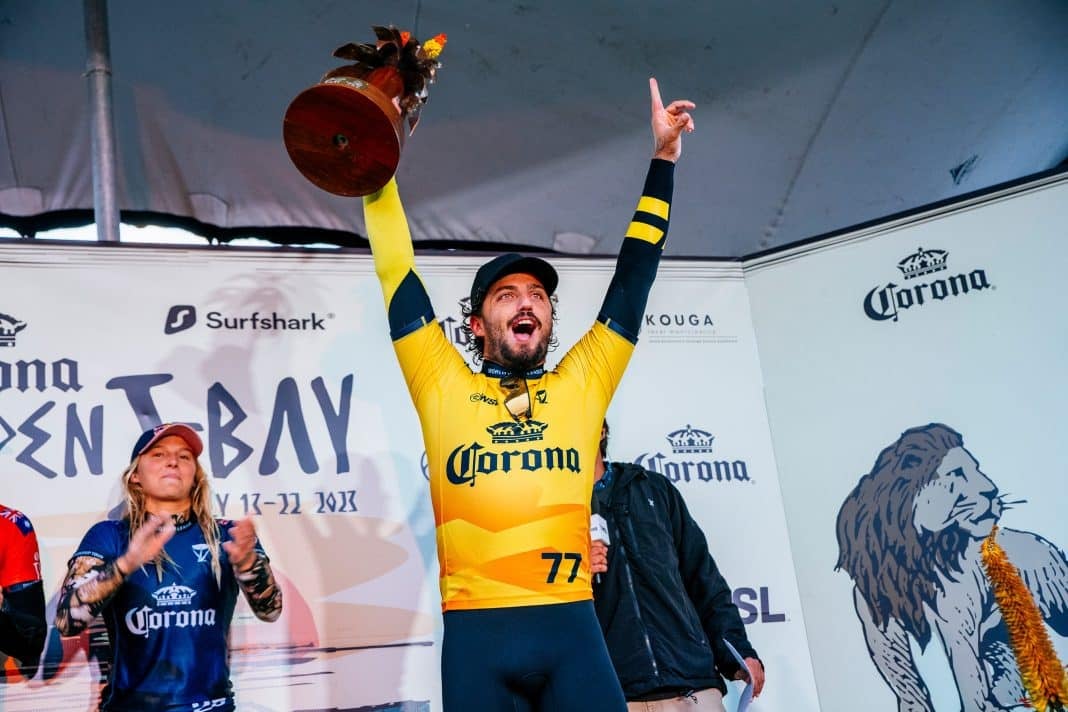 Australiano enaltece Filipe Toledo: “O melhor surfista do mundo”