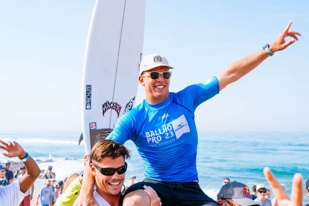 Primeira vaga para a elite do surf em 2024 é definida no Challenger Series
