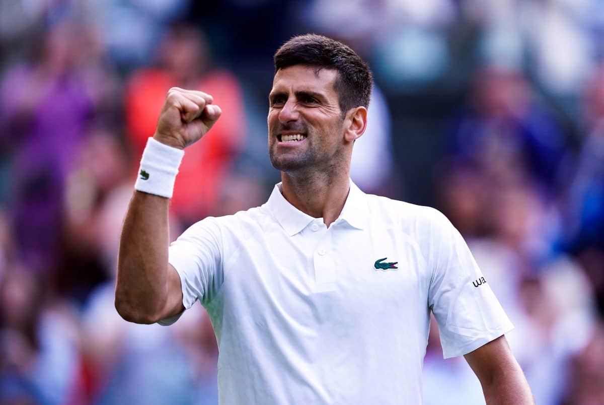 Djokovic vence em Wimbledon e iguala marca de lenda do tênis