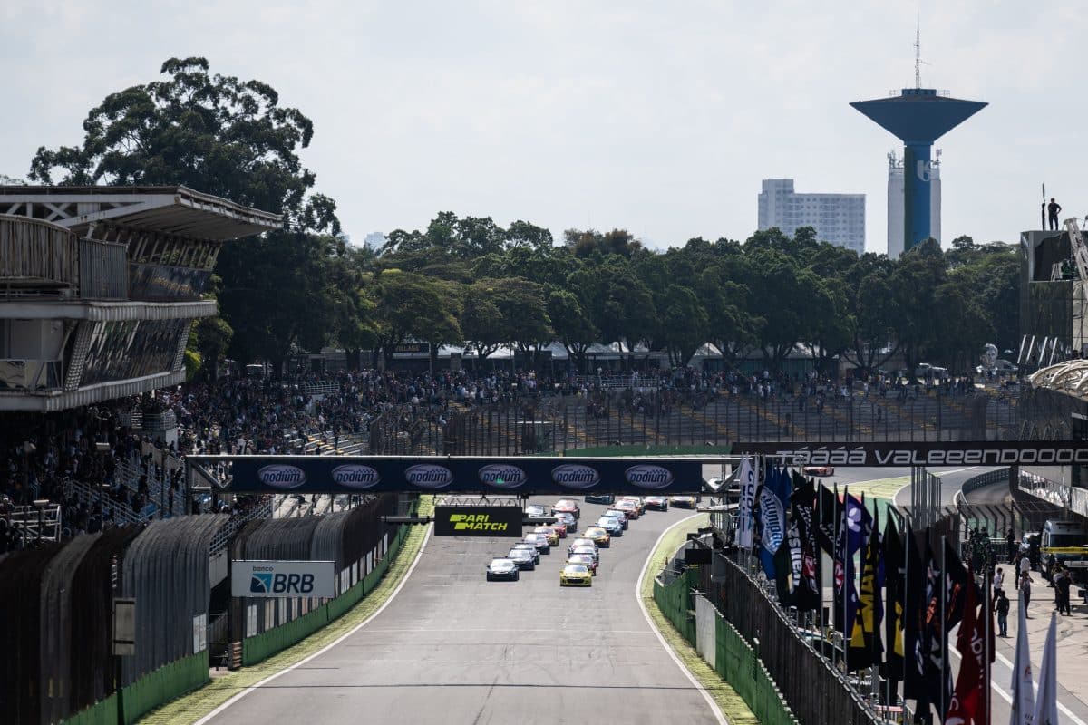 Interlagos chega a 150 largadas na Stock Car