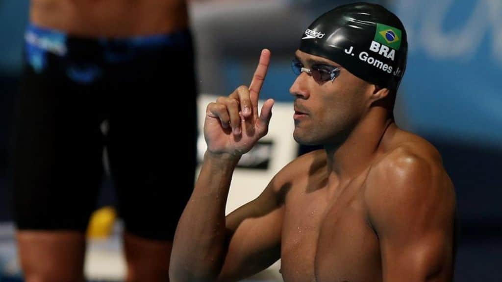 Brasil garante vaga na final dos 50m peito no Mundial de esportes aquáticos