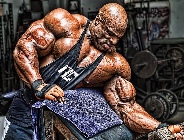 Ronnie Coleman – Todas as cargas e PRs do seu treino