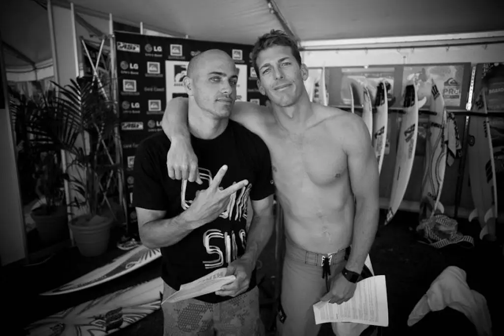 “Até numa conversa ele queria te vencer”, Mick Fanning explica diferença entre Kelly Slater e Andy Irons