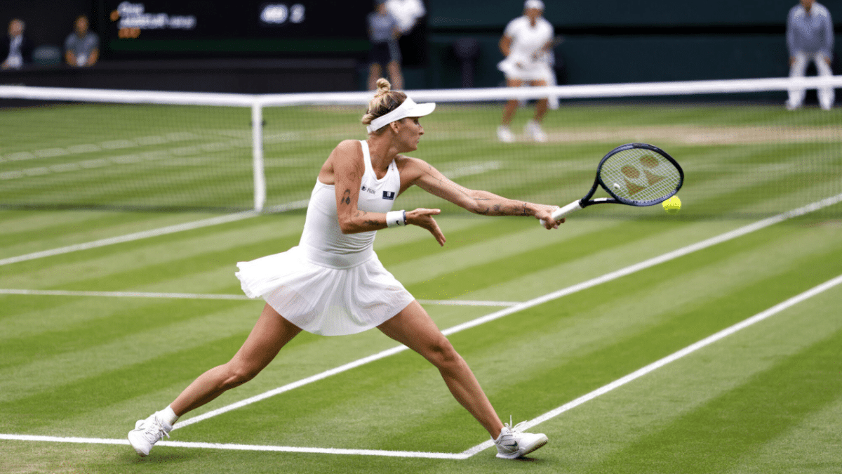 Vondrousova obtém recordes em Wimbledon 2023 e cobra aposta com treinador
