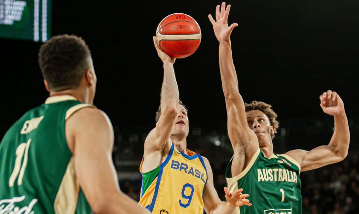 Onde assistir ao jogo do Brasil na Copa do Mundo de Basquete?