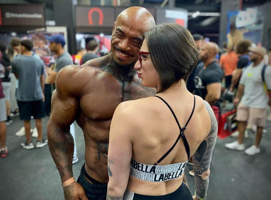 B&aacute;rbara Borches admite superar fisiculturistas mesmo longe dos palcos