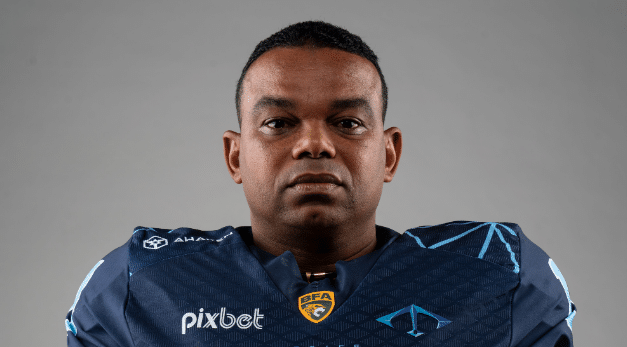 Rolê aleatório! Carlinhos Bala troca futebol e vai reinar em outro esporte