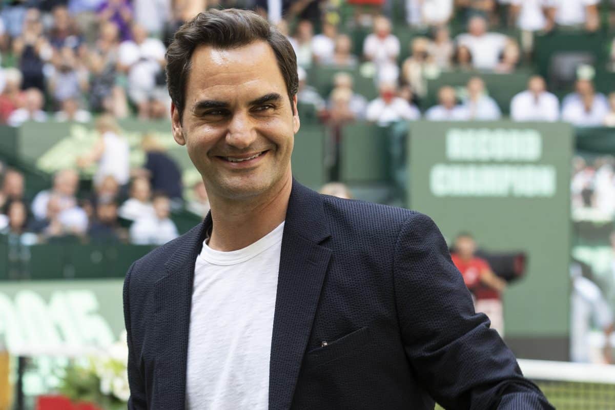 Elegância na quadra e na moda: Federer lança coleção