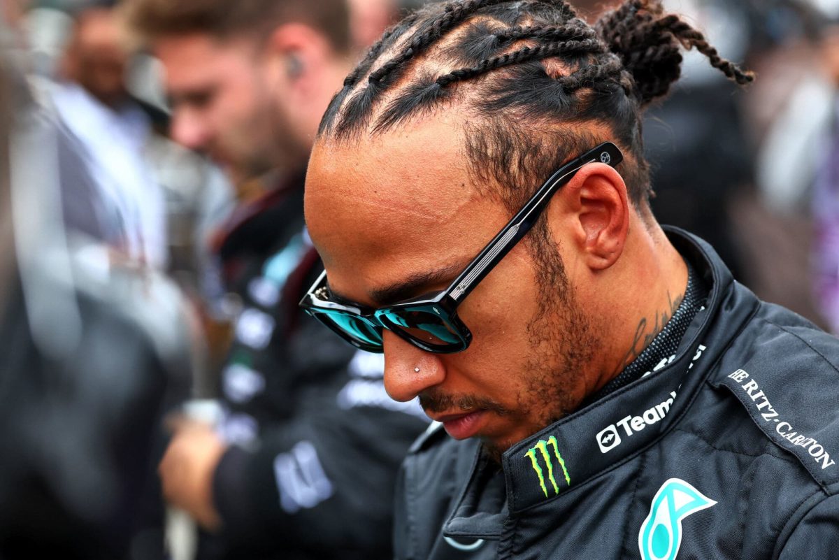 Lewis Hamilton e Mercedes chegam à decisão sobre futuro do piloto