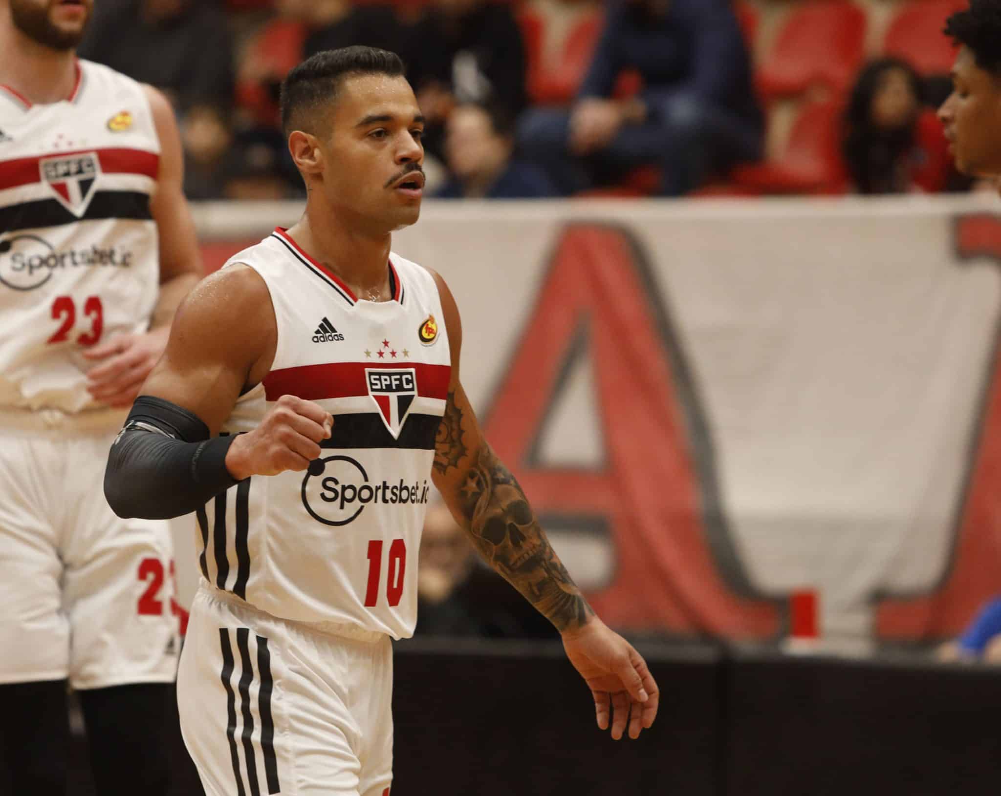 “Recuperamos a alegria”, Coelho explica vitória do São Paulo contra o Paulistano