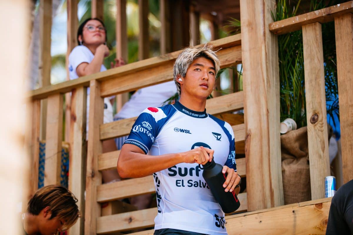 Kanoa Igarashi reage ao calendário da WSL: “Impossível ter ondas piores que esse ano”