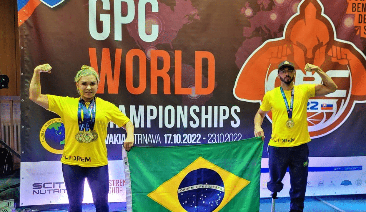 (Divulgação/Prefeitura do Rio) Cátia Portilho e Thiago Nogueira representaram o Instituto Victorem no Mundial de Halterofilismo 2022