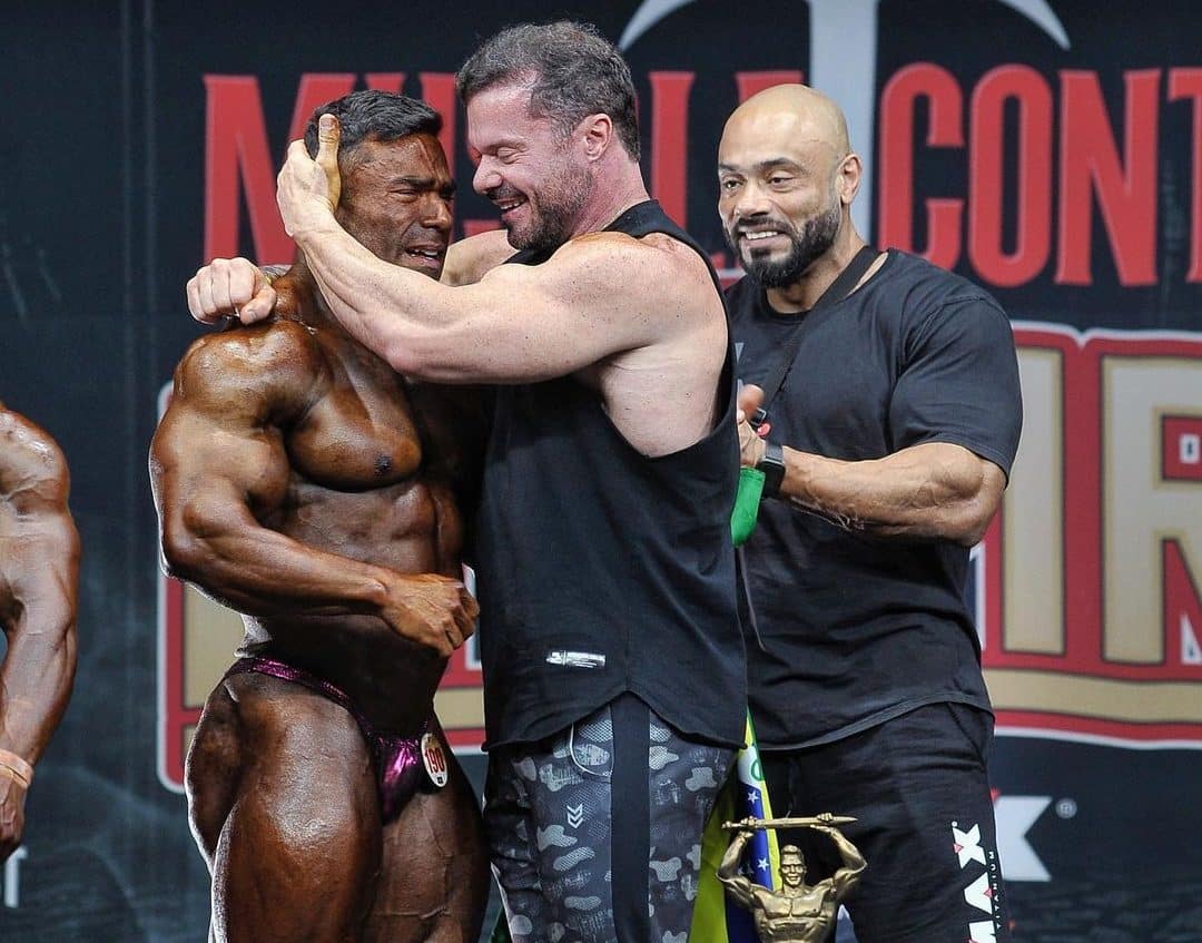 aveia Segredo dos fisiculturistas: Renato Cariani revela alimento essencial no esporte