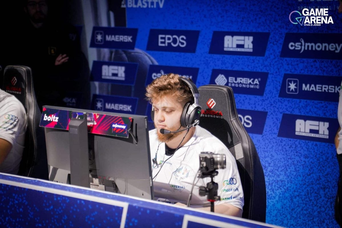 CS2: Imperial ACERTA com jogador para SUBSTITUIR boltz