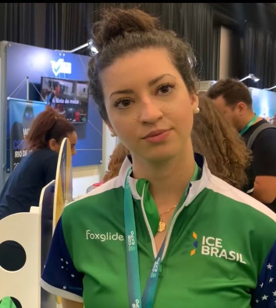 Giulia Rodriguez compartilha seu ‘amor à primeira jogada’ no curling