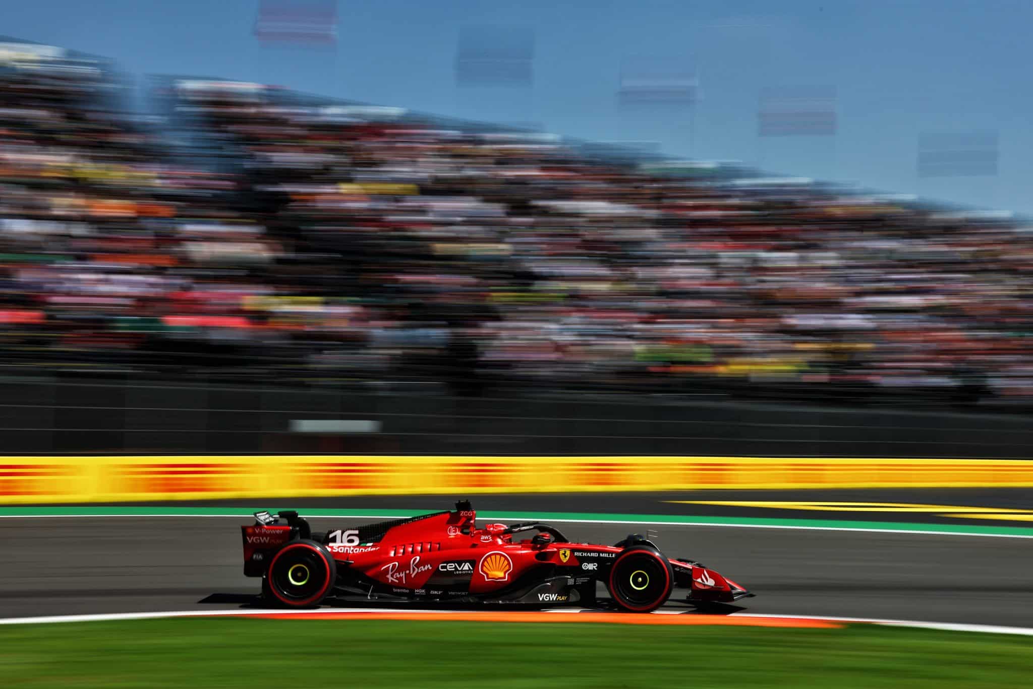 Brilhante! Charles Leclerc faz a pole do GP do México de F1