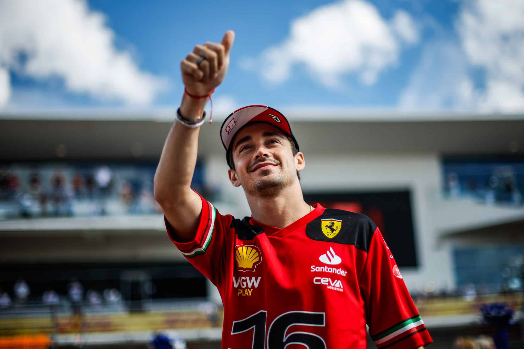 Charles Leclerc se derrete e declara AMORES a Interlagos na F1