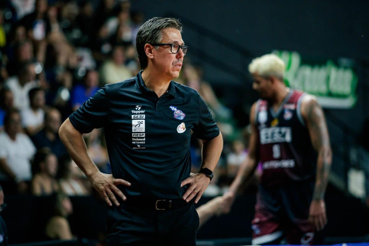 Helinho abre o jogo e fala sobre possibilidade de tricampeonato no NBB
