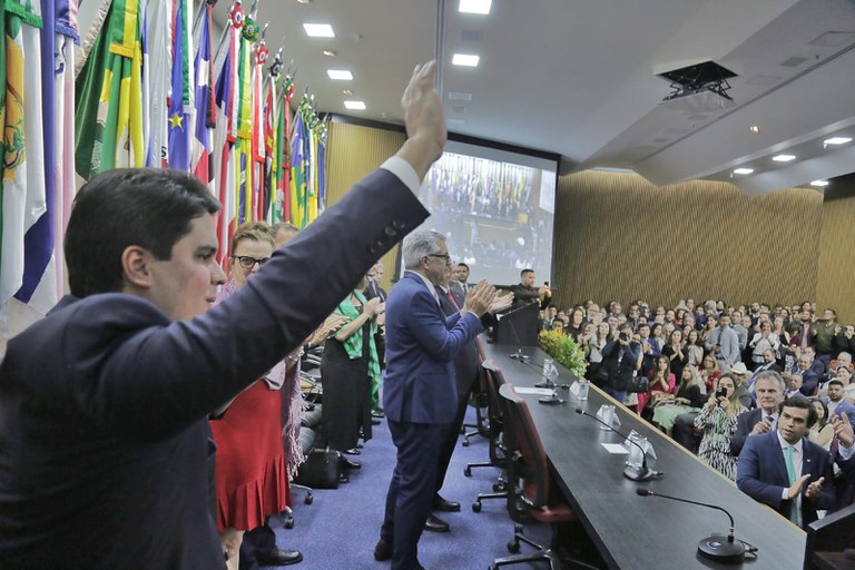 Presidente da CBB tem reunião com ministro do Esporte