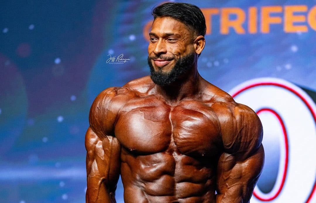 Essa pose fará Ramon Dino ser campeão do Mr. Olympia 2023