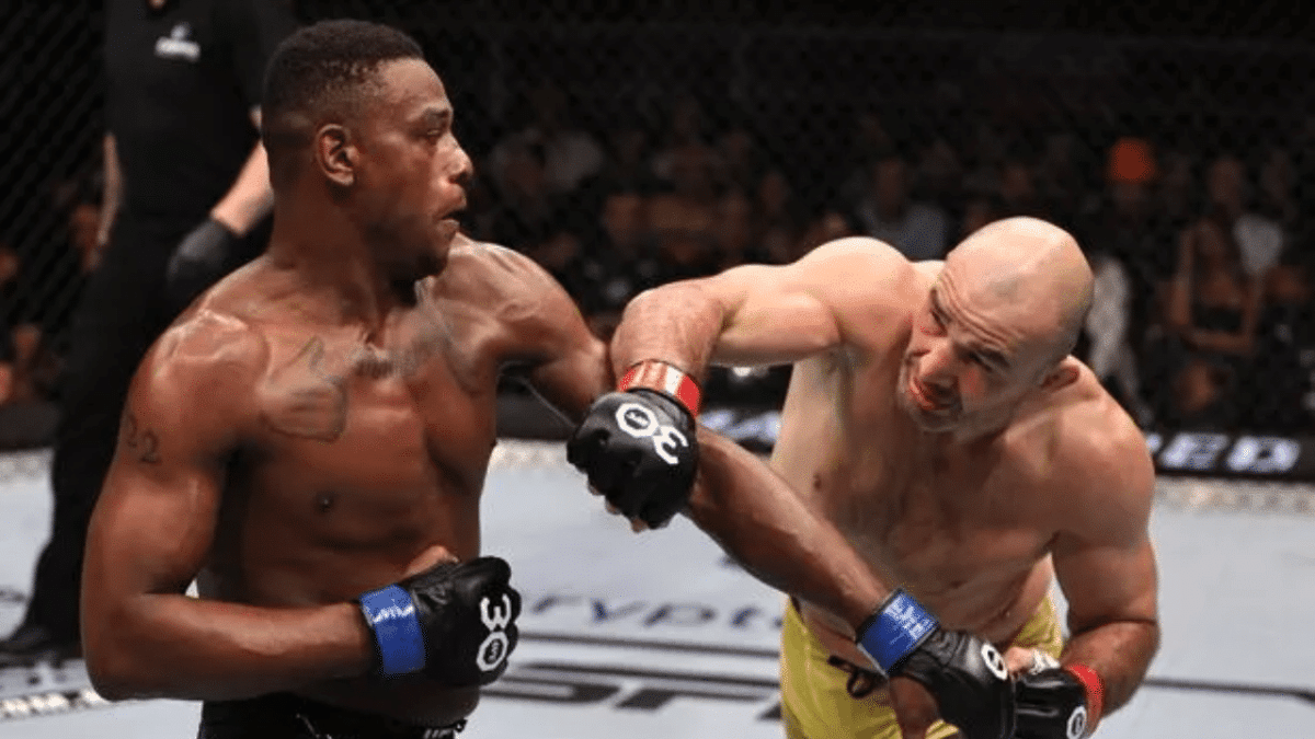 Jamahal Hill aponta os cinco melhores pugilistas no UFC