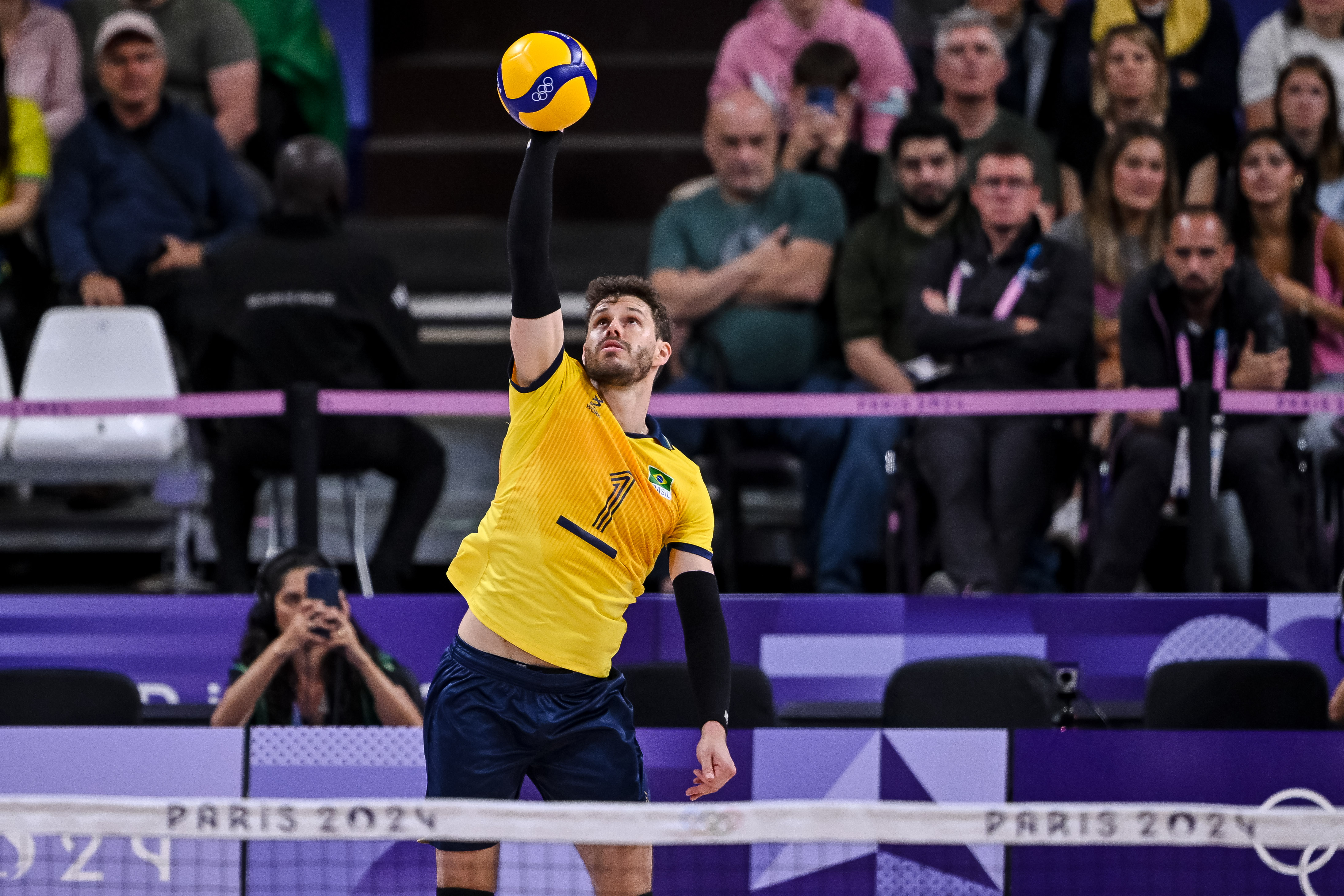 Os melhores sites para assistir vôlei ao vivo e online (2026)