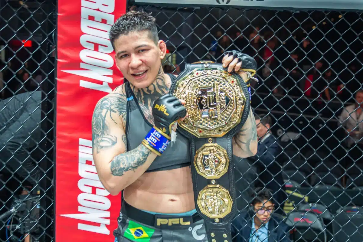 Campeã da PFL, veja quanto ganhou Larissa Pacheco pelo título