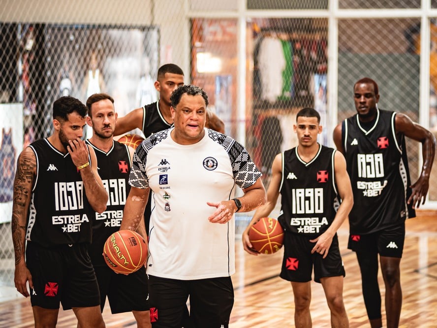 GRAVE! Dirigente faz aposta em jogo do NBB e liga alerta da LNB